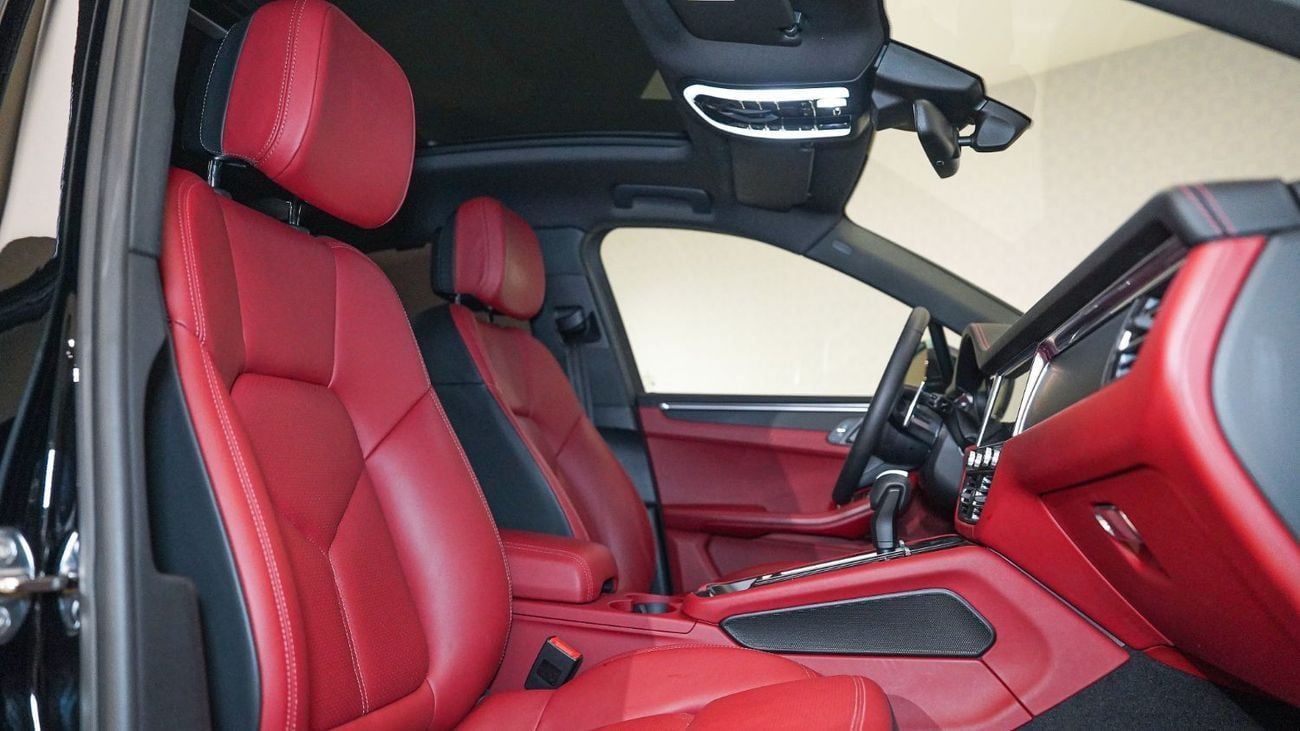 Porsche Macan PDK | AED 4,226 PM | Warranty March-2026 | GCC