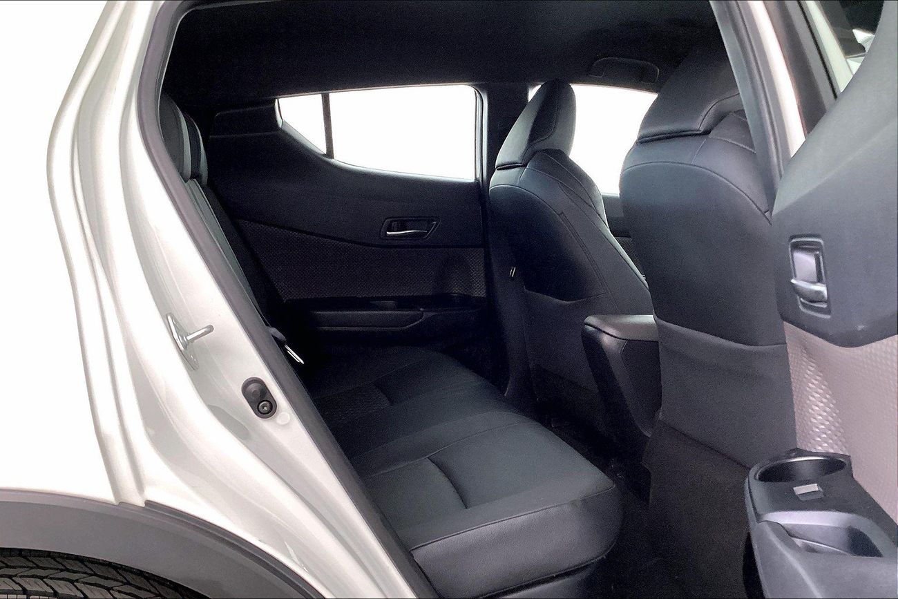 تويوتا CHR VX | شامل الضمان | 0 ﺪﻔﻋﺓ ﺃﻮﻟﻯ