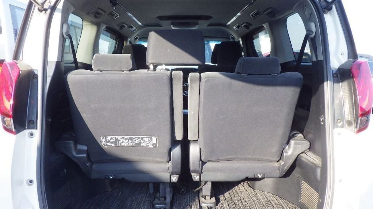 تويوتا ألفارد 2.5L V4 PETROL / DVD / PARKING SENSOR / 2015/S A PKG/AGH30W