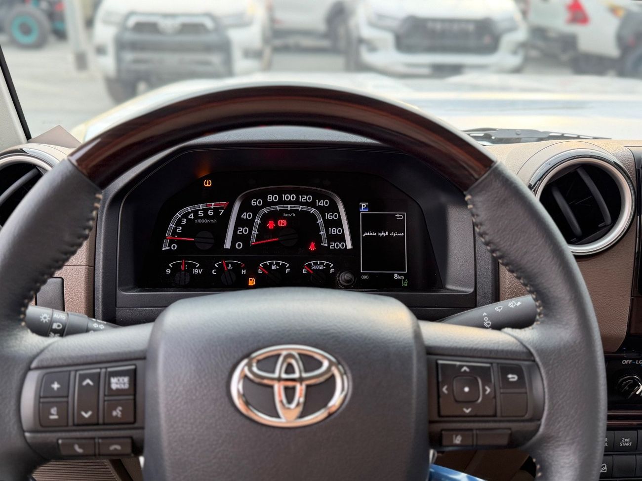 تويوتا لاند كروزر بيك آب SC 4.0