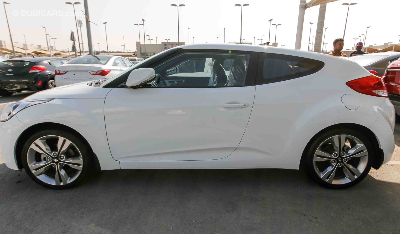 Hyundai Veloster