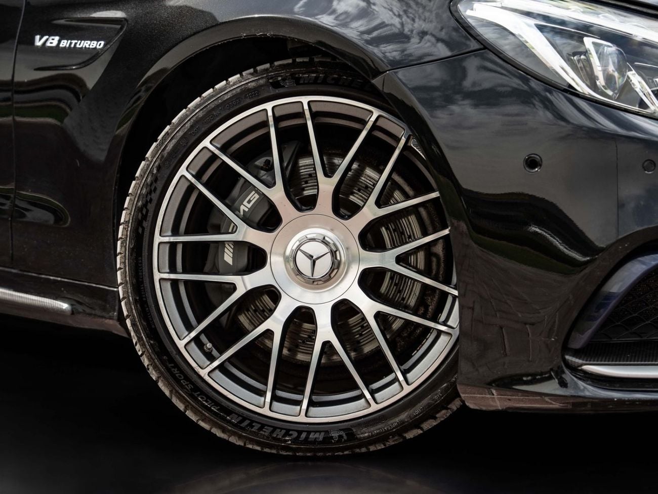مرسيدس بنز C 63 AMG STD Mercedes-Benz C-Class 63 AMG 2017