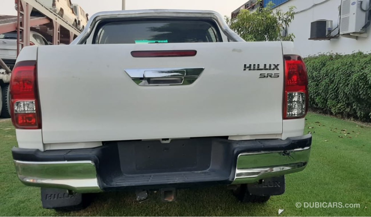 Toyota Hilux Diesel 4x4 SR5   2.8   right hand drive