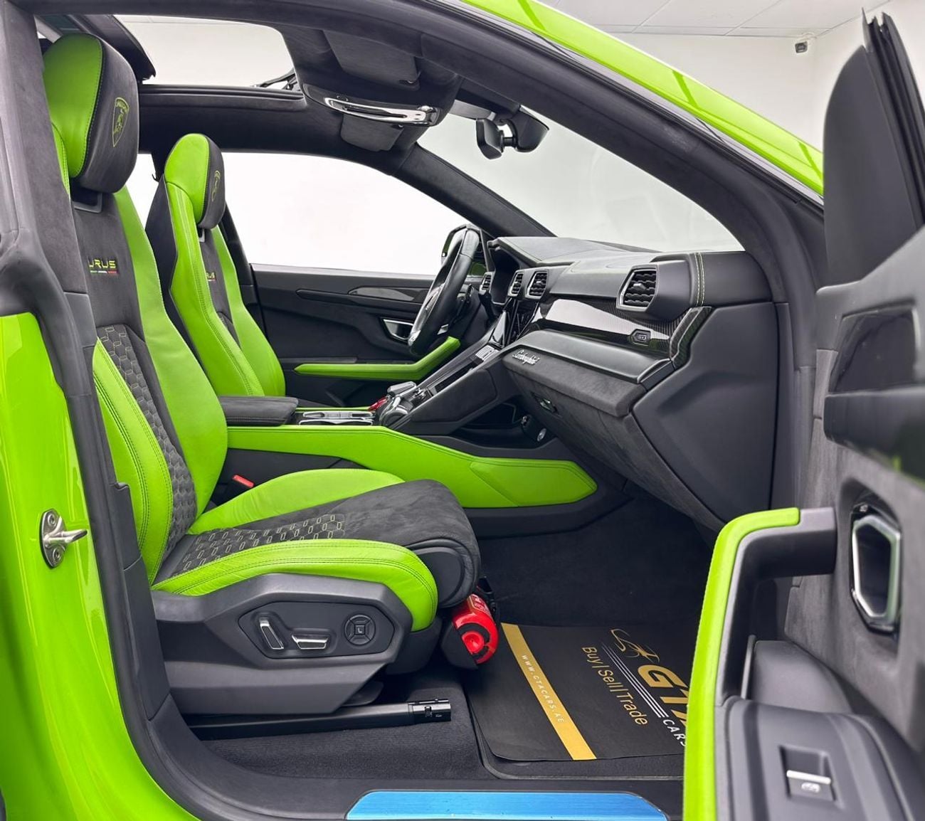 لامبورغيني اوروس 2021 Lamborghini Urus Pearl Capsule, 1 Year Warranty Unlimited Km, Lamborghini Full Service History
