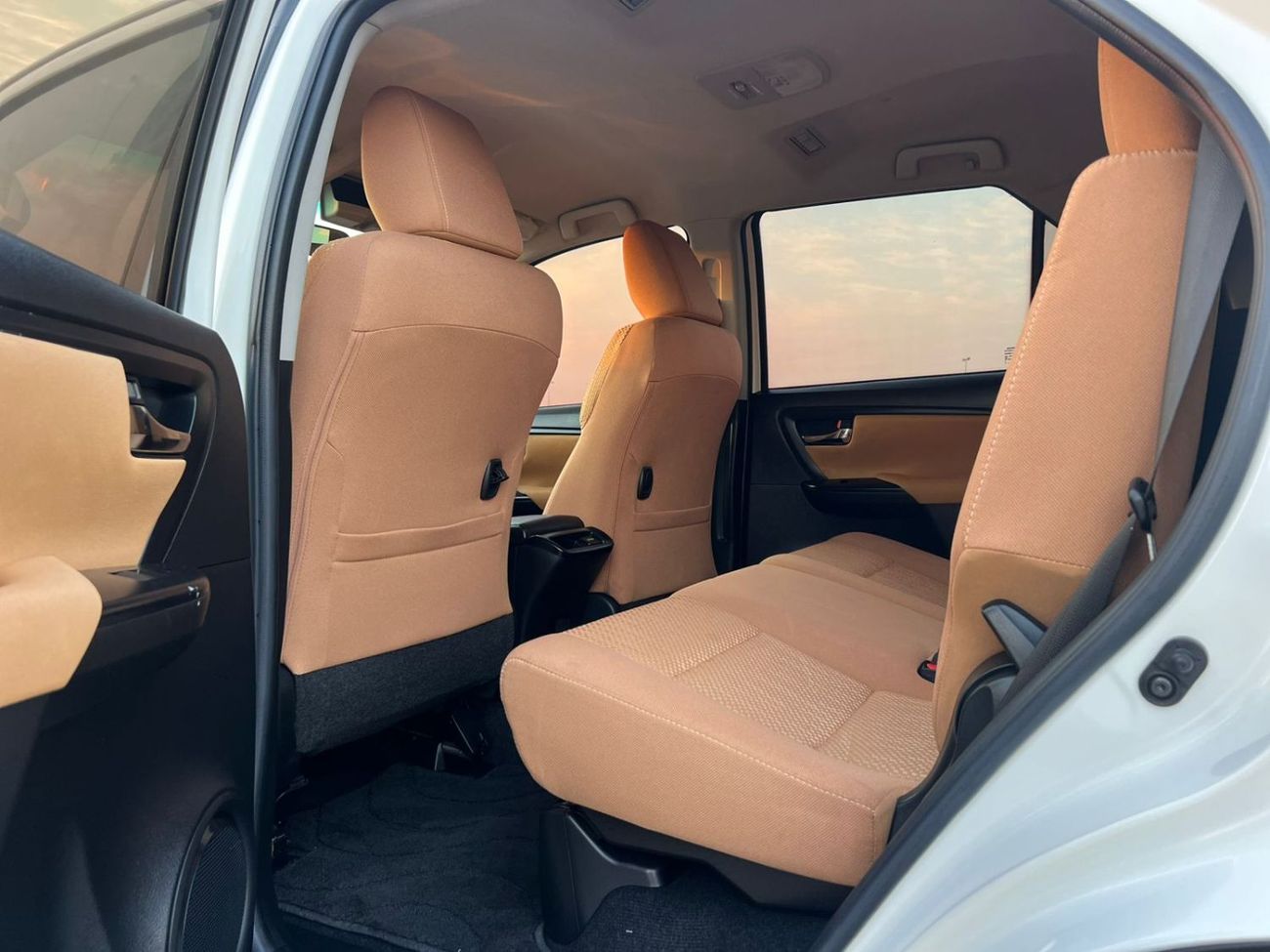 Toyota Fortuner 2019 Toyota Fortuner EXR 2.7 L V4 -AWD 4x4 - Rear CAM & Sensor - Cruise Control -  71000 km