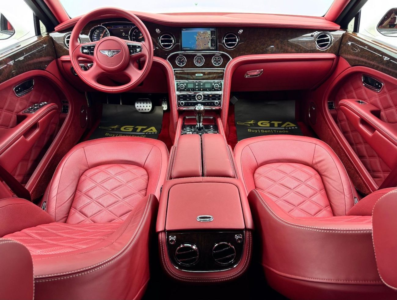 Bentley Mulsanne Speed V8 2016 Bentley Mulsanne Speed, Bentley Service History, Full Options, Very Low Kms, GCC