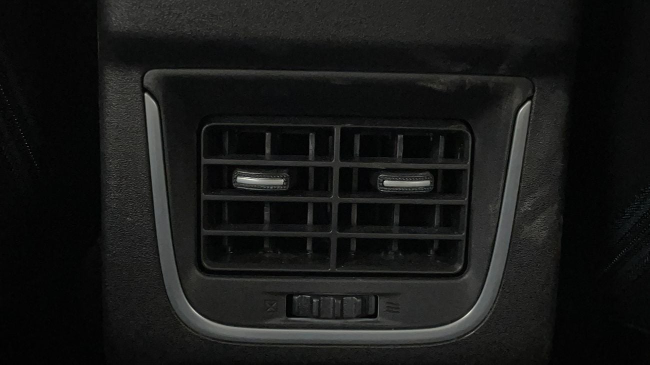 تويوتا أوربان كروزر GLX 1.5 | بدون دفعة مقدمة | اختبار القيادة في المنزل