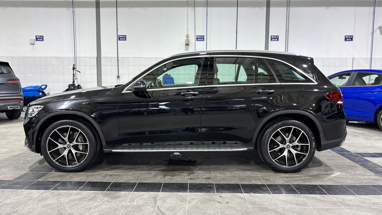 Mercedes Benz GLC200 2022 AMG PREMIUM | AED 2211/Month | 0 DP | 30 Day Return | Warranty | Service History