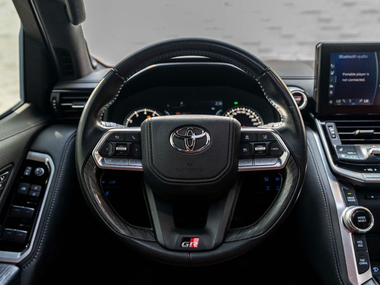 Toyota Land Cruiser GR-S 3.3L