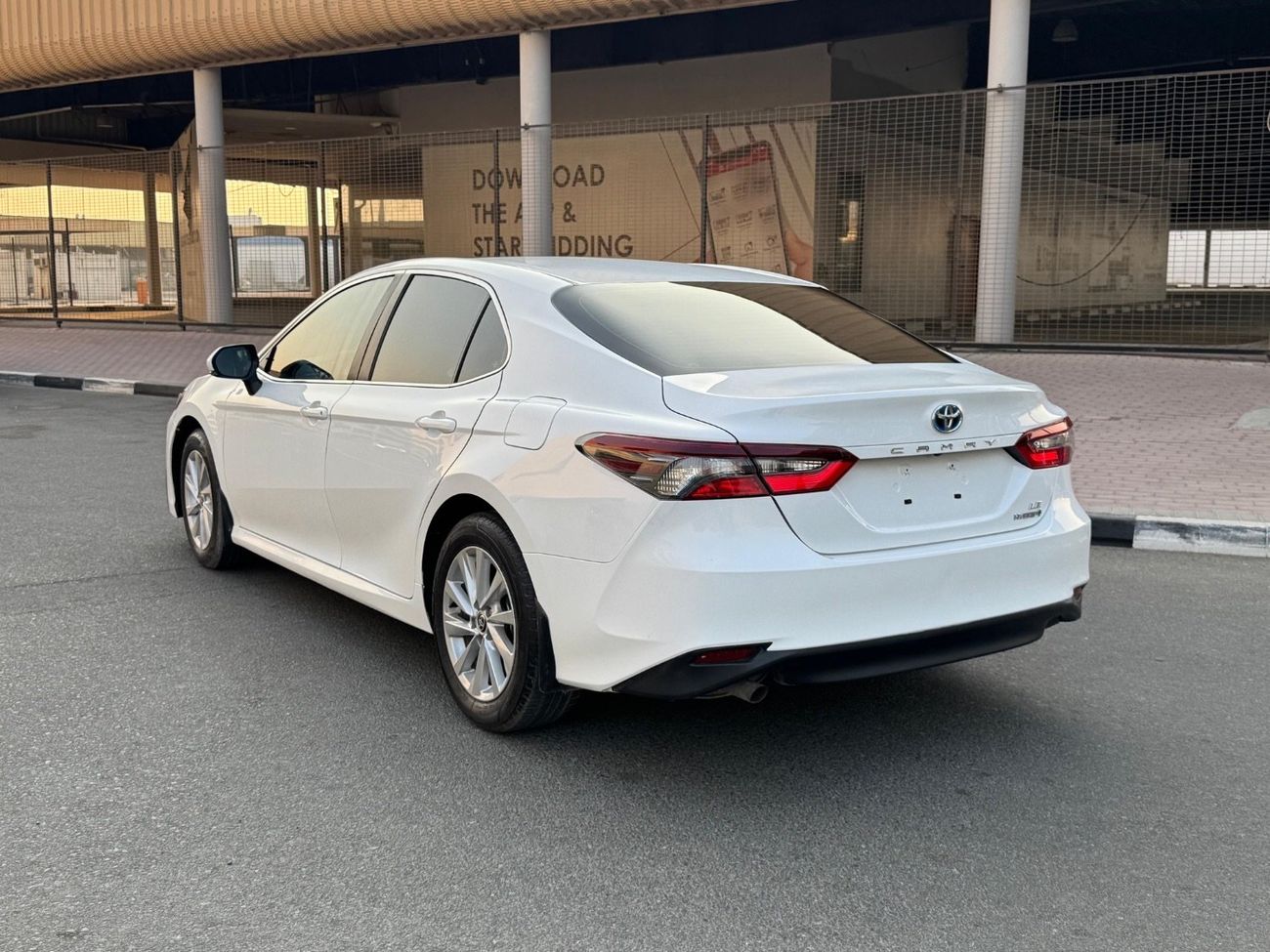 Toyota Camry 2022 LE Hybrid 2.5L KEYLESS CANADA SPEC
