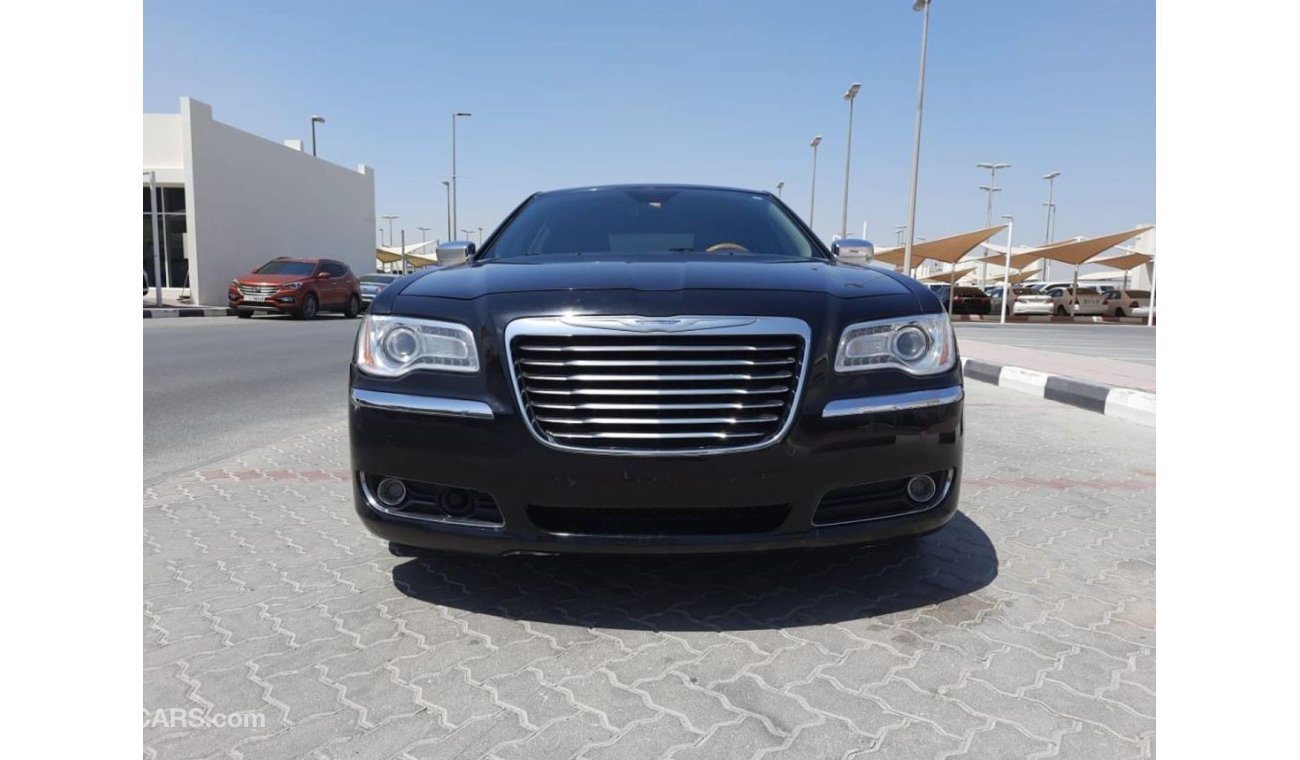 Chrysler 300C Chrysler C300 g cc 2014 full option no 1 accident free