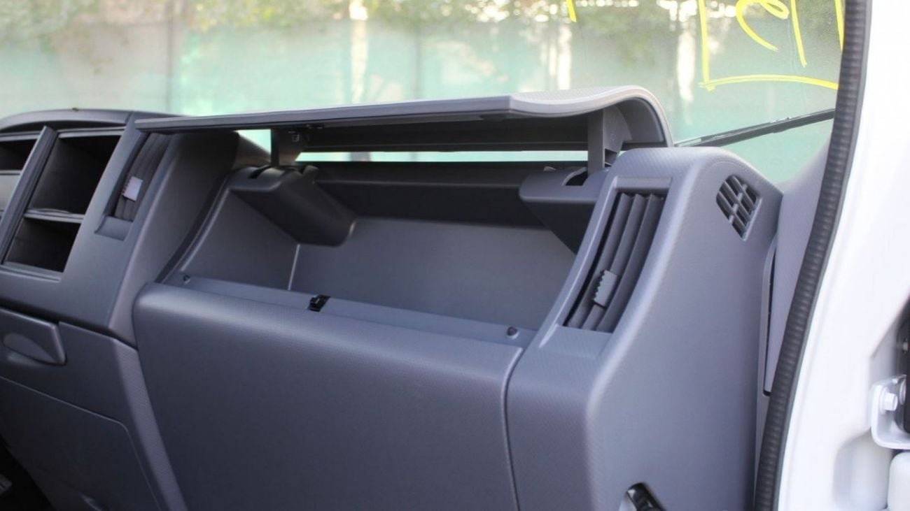 Isuzu NPR 71L 4.6L LWB Cab Chassis MT 2023YM