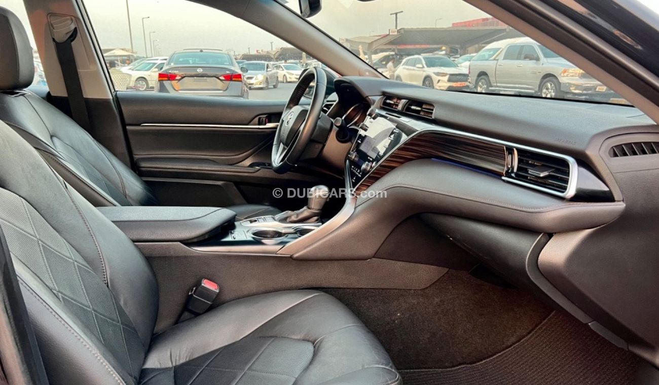 Toyota Camry XLE Full Option