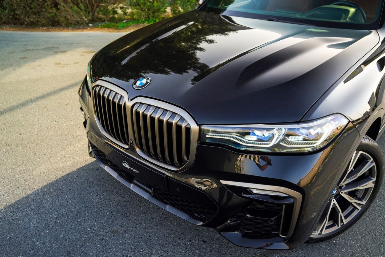 بي أم دبليو X7 M50i 4.4L (530 HP)