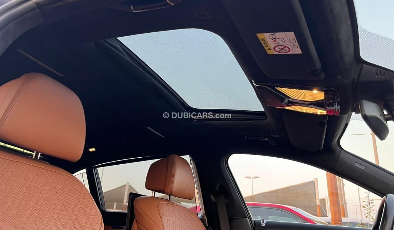 BMW 750Li Full options GCC X drive Dynamic