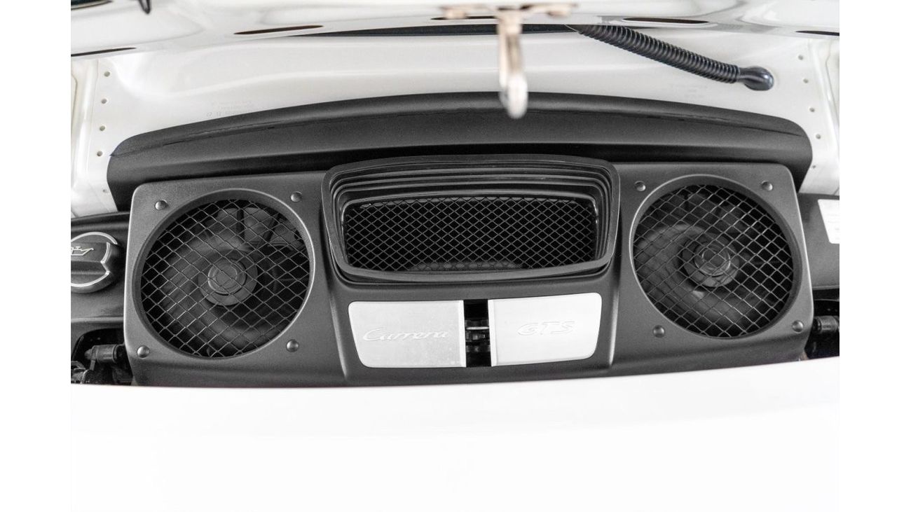 Porsche 911 Carrera GTS