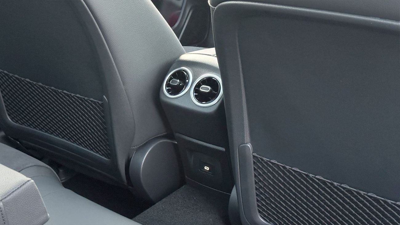 Mercedes-Benz CLA 200 Mercedes-Benz CLA 200 2026 Full options AMG Package 0 km Agency Warranty