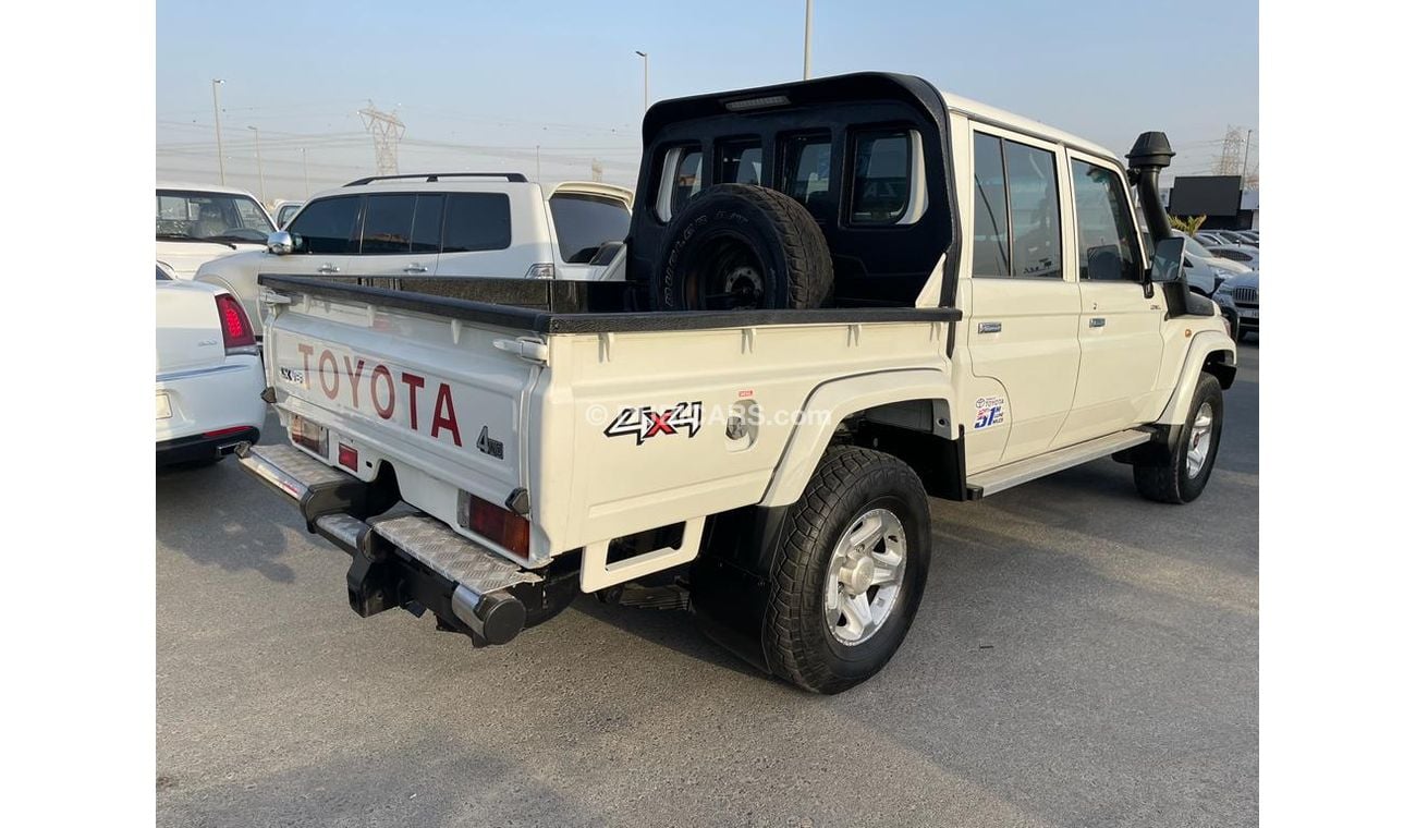 Toyota Land Cruiser Pick Up