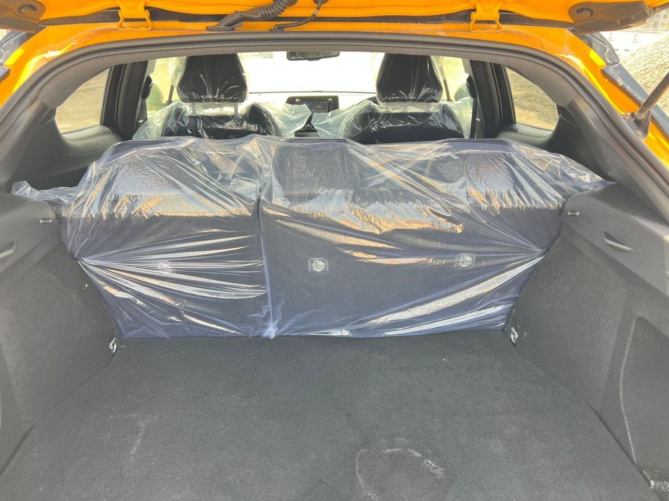 تويوتا CHR Toyota CHR ,1200 CC ,Right Hand Drive ,2017 Model  ,Yellow Color