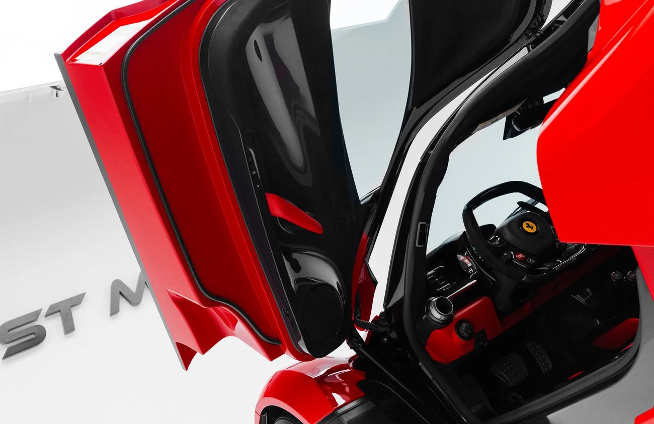 Ferrari LaFerrari 6.3L V12 Naturally Aspirated Engine + eMotor