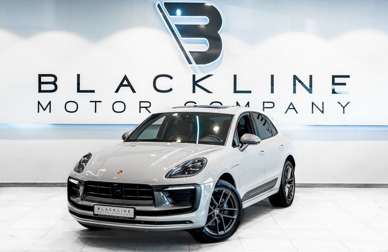بورش ماكان Base 2.0T 2024 Porsche Macan T, 2026 Porsche Warranty, Full Service History, Low KMs, GCC