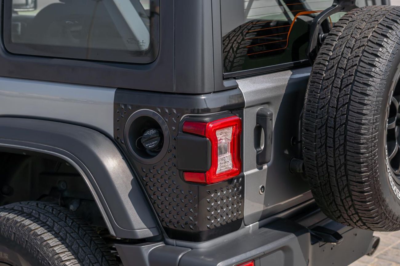 Jeep Wrangler Unlimited Sport 3.6L A/T