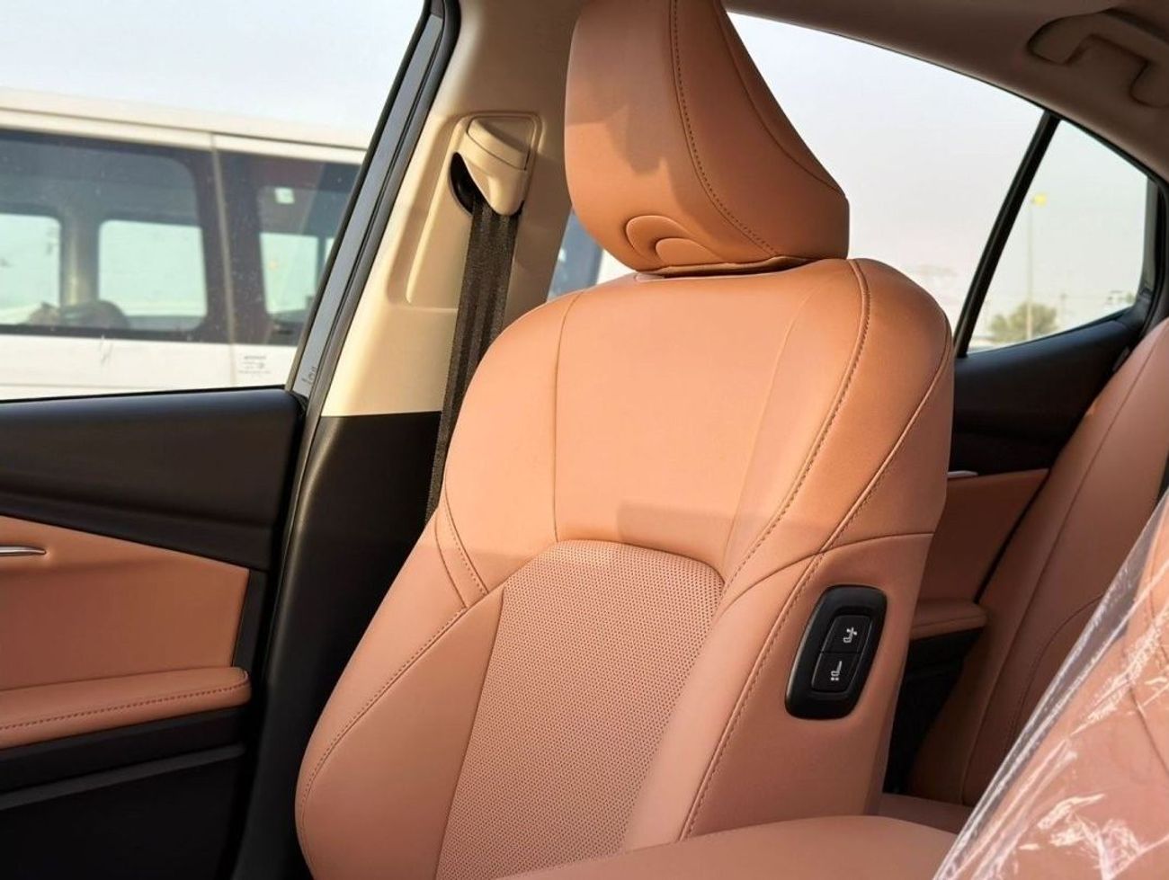 Toyota Camry TOYOTA CAMRY HEV 2.0L  2024