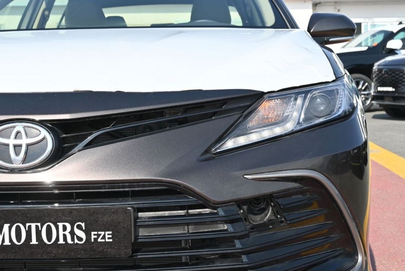 Toyota Camry Toyota Camry LE 2.5L Petrol,  Sedan, FWD, 4 Doors,  Color Brown, Model 2023