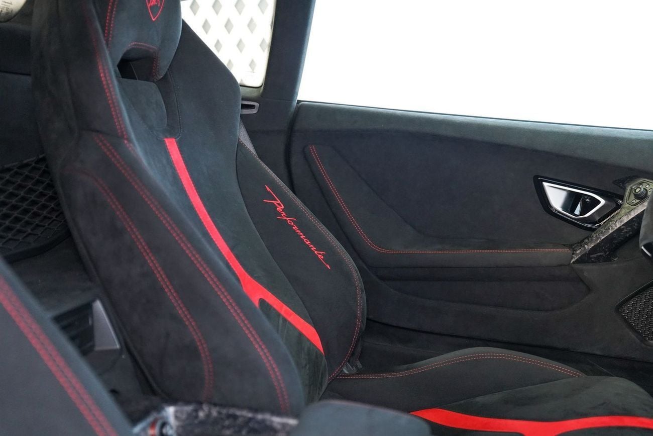 لامبورغيني هوراكان PERFORMANTE