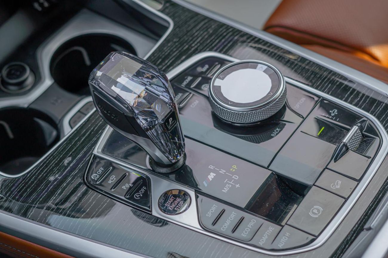 بي أم دبليو X7 M50i 4.4L (530 HP)