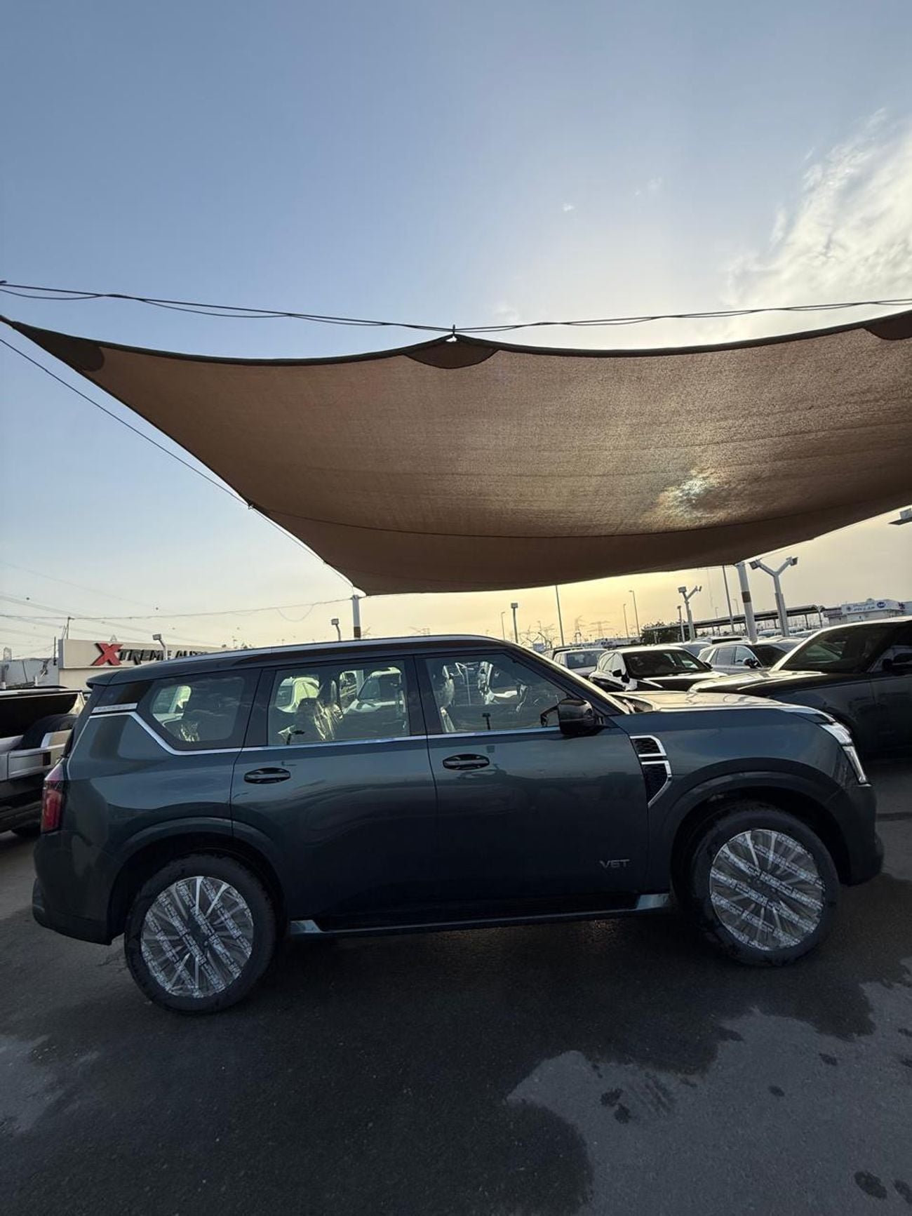نيسان باترول LE PLATINUM CITY Nissan Patrol LE Platinum City (Export Only)