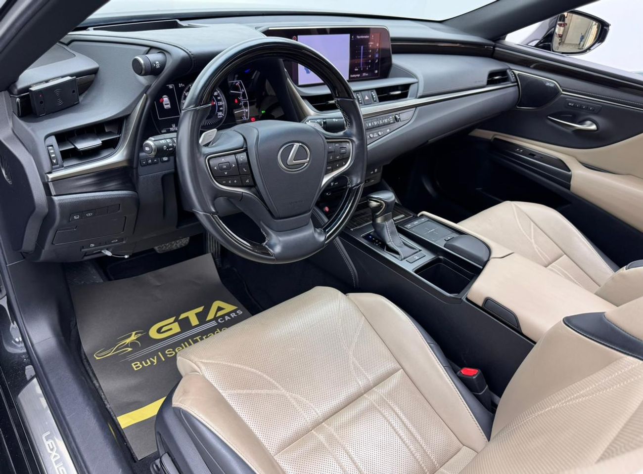 لكزس ES 350 2019 Lexus ES350, 1 Year Warranty, Full Service History, Excellent Condition, GCC