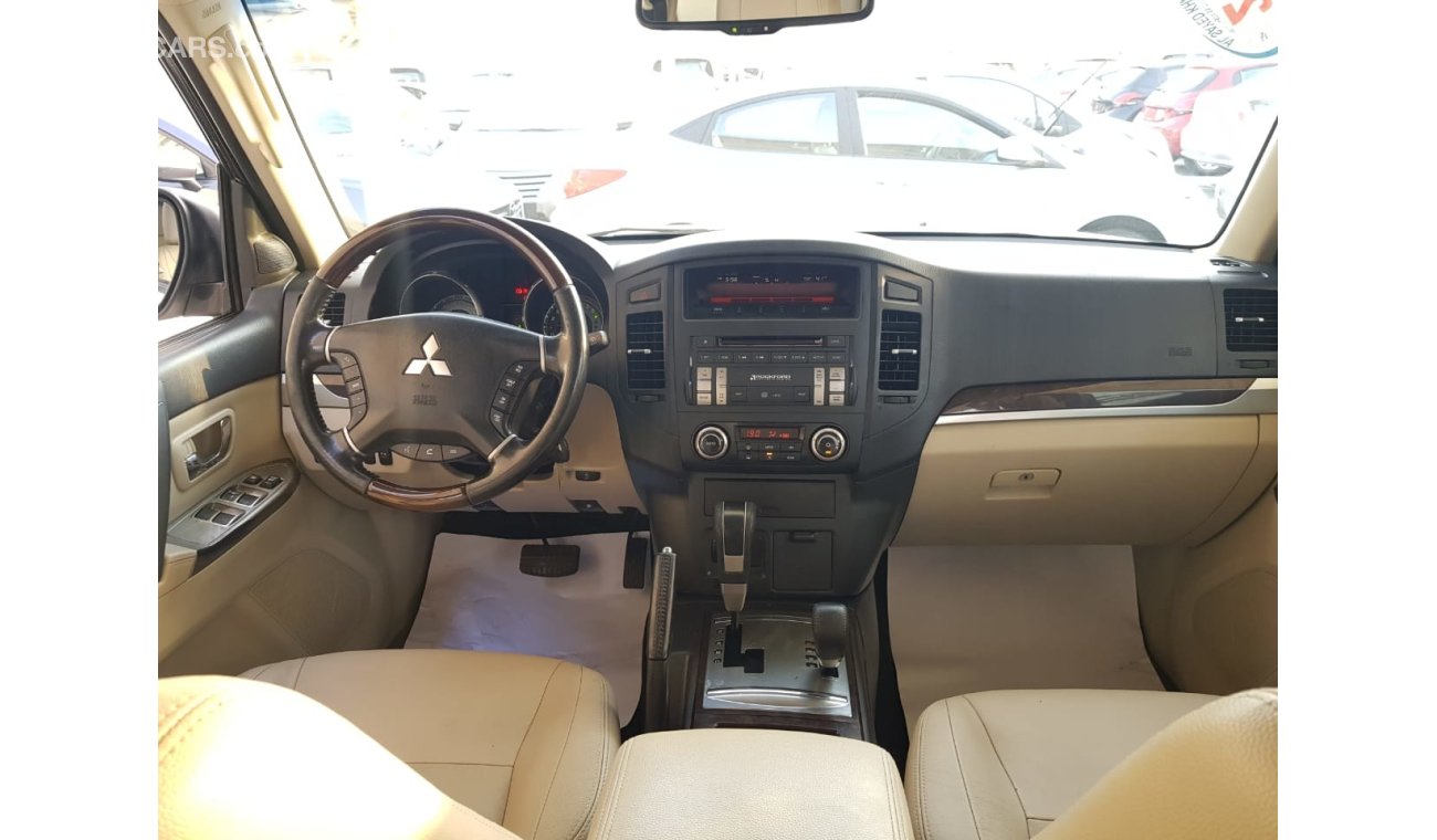 Mitsubishi Pajero 2014 GCC  No Accident No Paint A perfect Condition