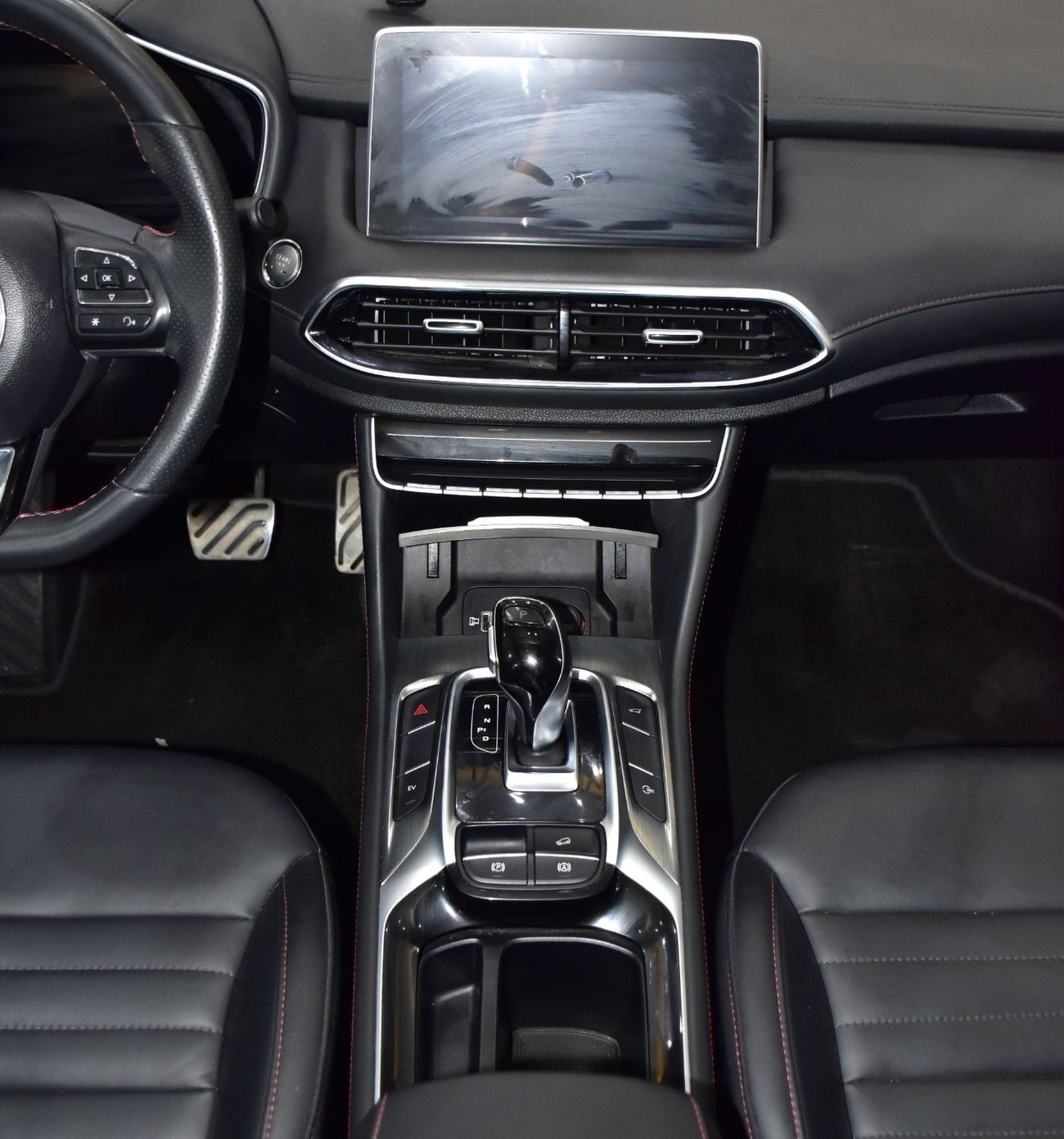 MG HS Hybrid+ EXCELLENT DEAL for our MG E-HS / PHEV ( 2021 Model ) in Red Color GCC Specs