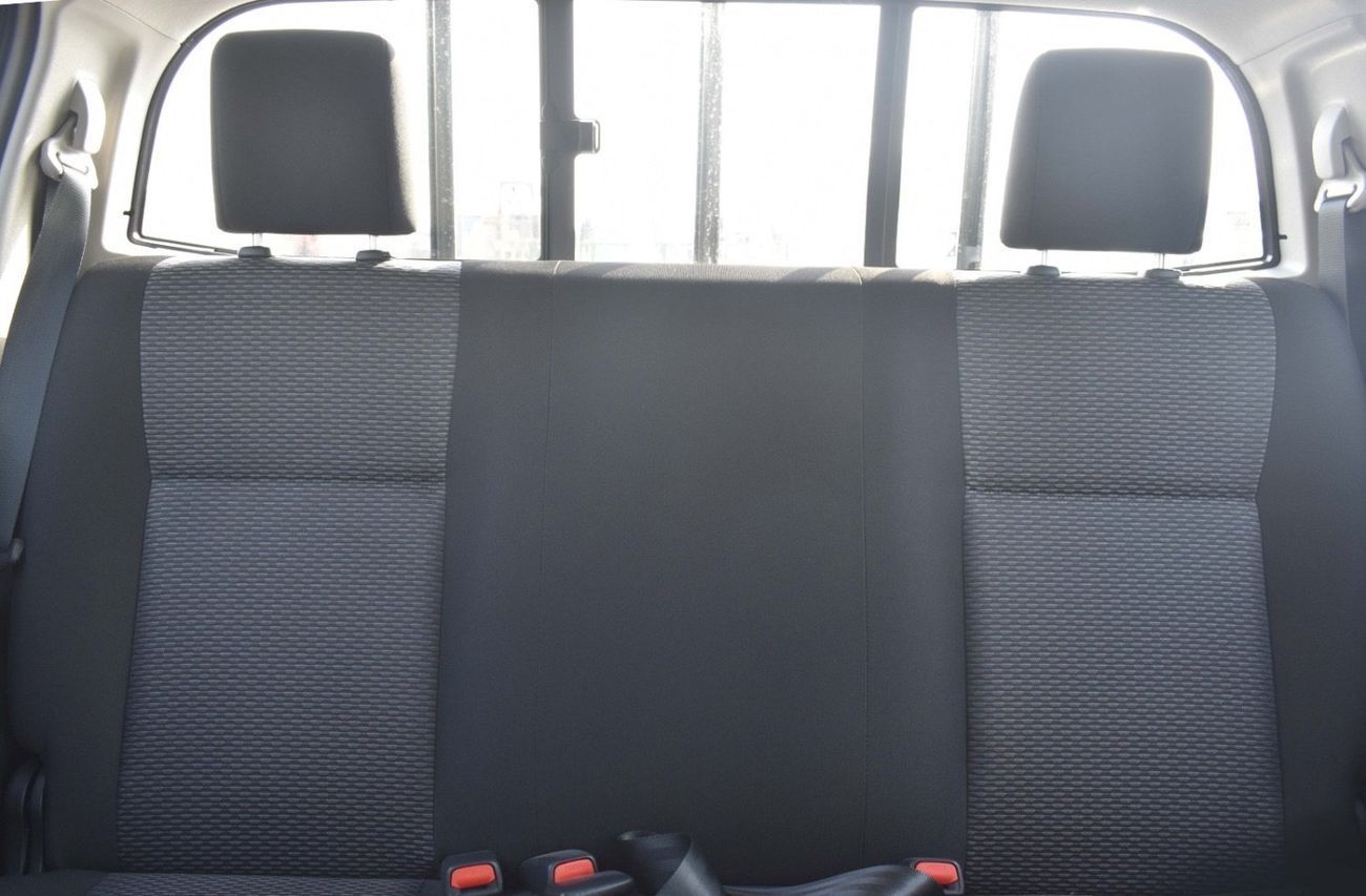 Toyota Hilux HILUX 2.4l  4x4 DIESEL MANUAL