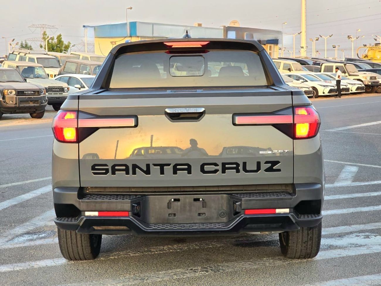 Hyundai Santa Cruz Full option Perfect inside and out