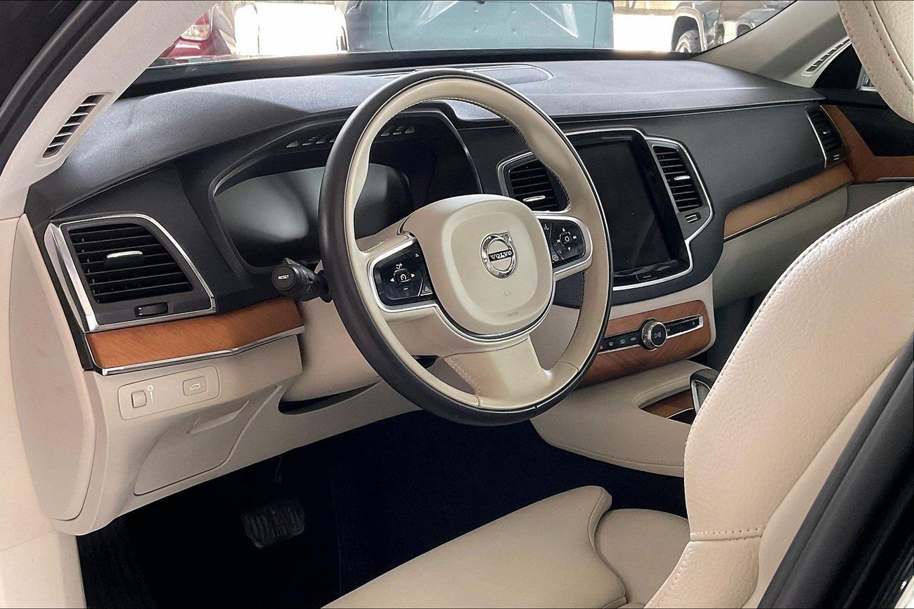 فولفو XC 90 B5 Momentum | شامل الضمان | 0 ﺪﻔﻋﺓ ﺃﻮﻟﻯ