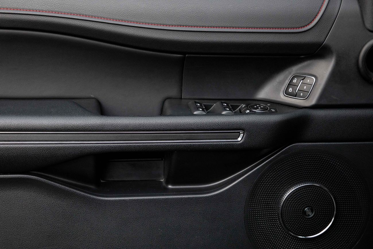 فورد إكسبيديشن Expedition Limited | 3,819 P.M | 0% Downpayment | OFF ROAD EXTRAS|FORD WARRANTY!