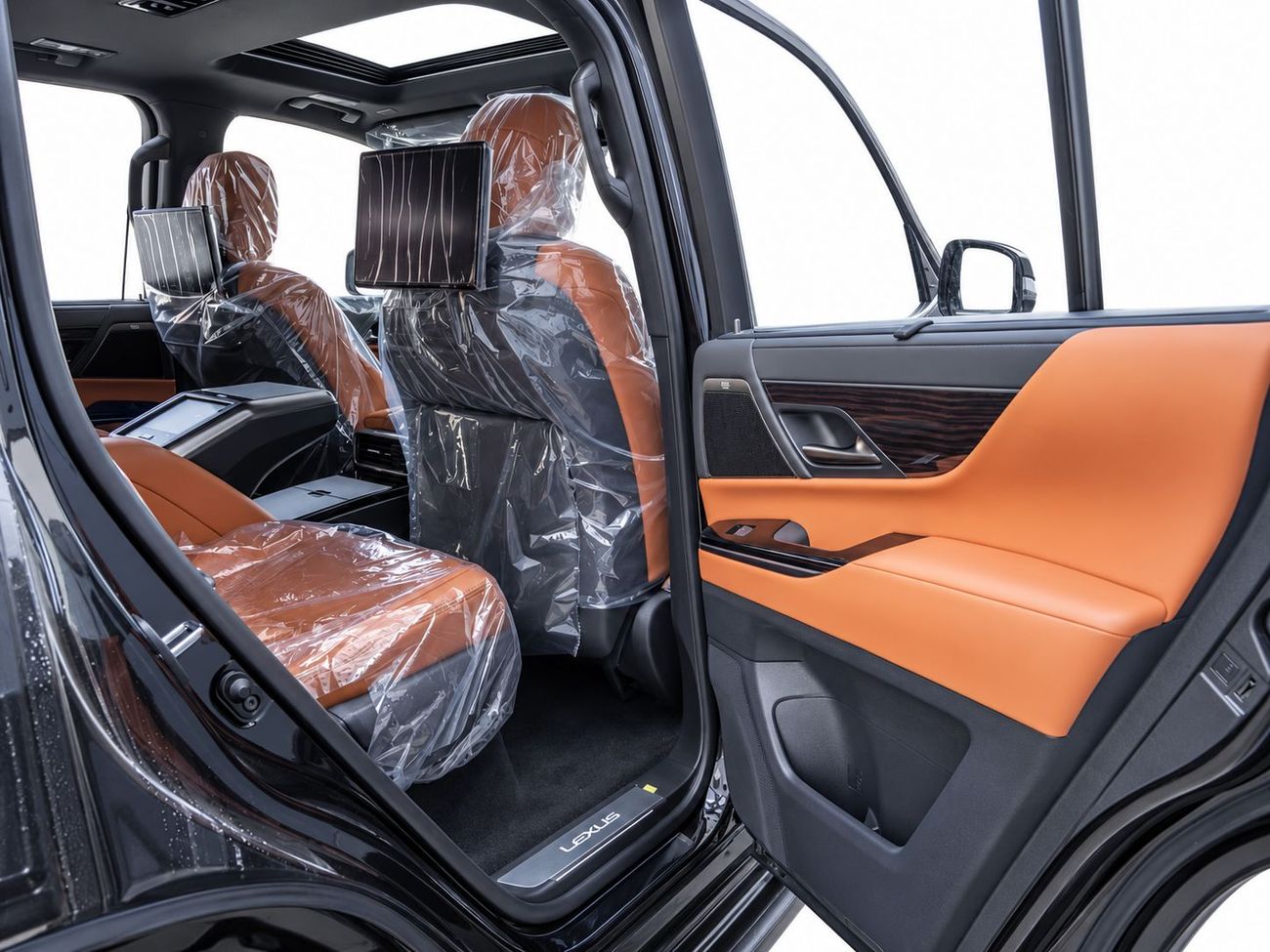 Lexus LX600 VIP ECTAV0003 - 2026 Lexus LX600 VIP - 3.5L Ptr At - Black with Tan Interior