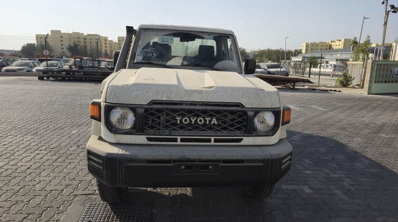 Toyota Land Cruiser Pick Up 79 Single Cab 2.8L Auto Diesel