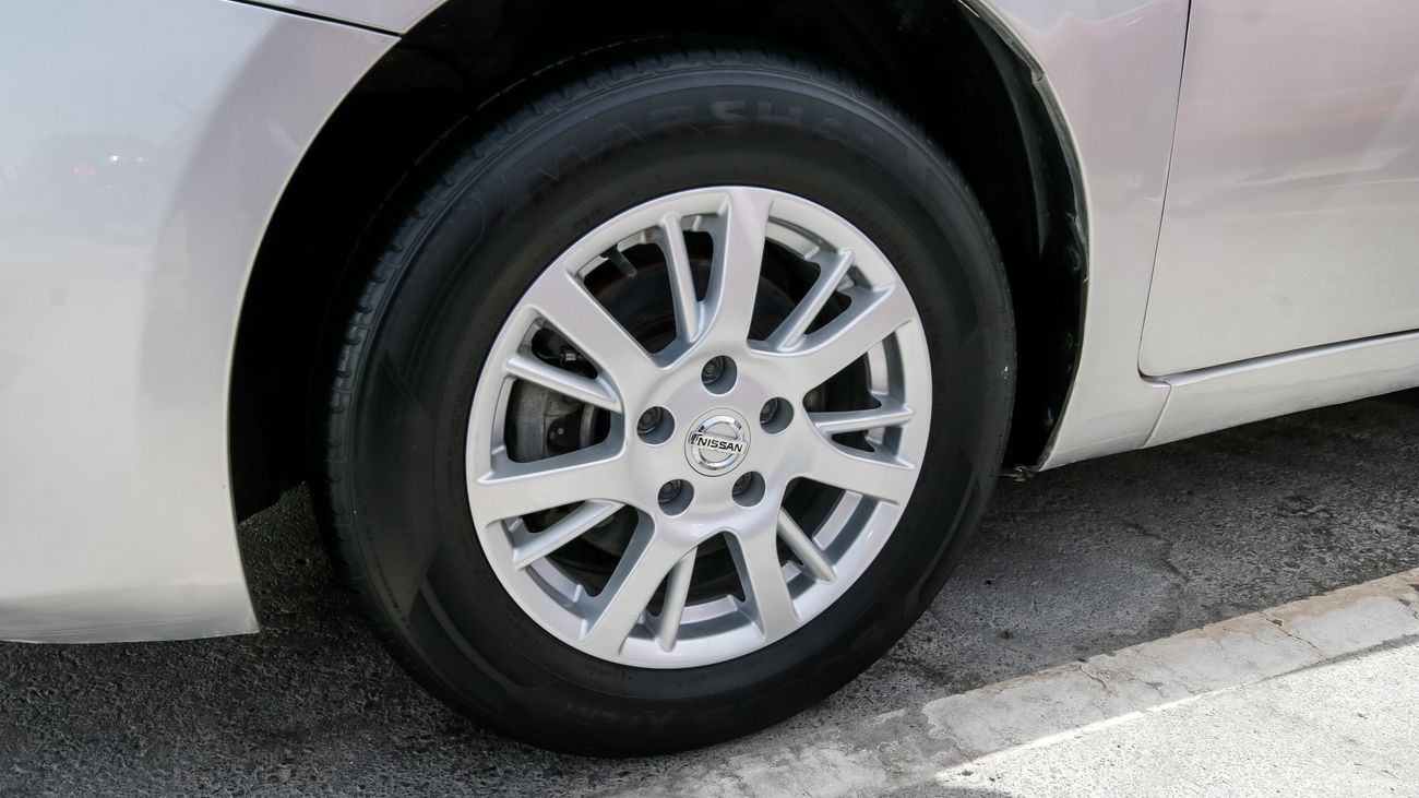 Nissan Tiida GCC - 500 AED monthly instalment