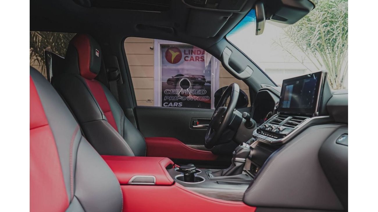 Toyota Land Cruiser GR-S