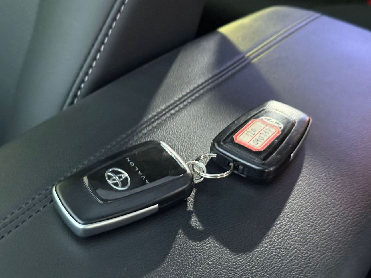 Toyota Avalon TOYOTA AVALON 2022