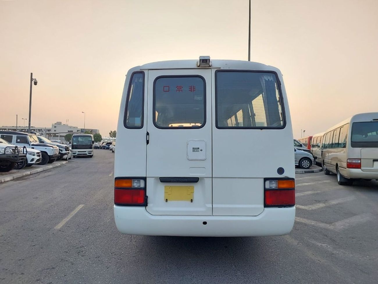 تويوتا كوستر TOYOTA COASTER BUS RHD 1995 MODEL 3.4 L DIESEL MANUAL(PM02756)