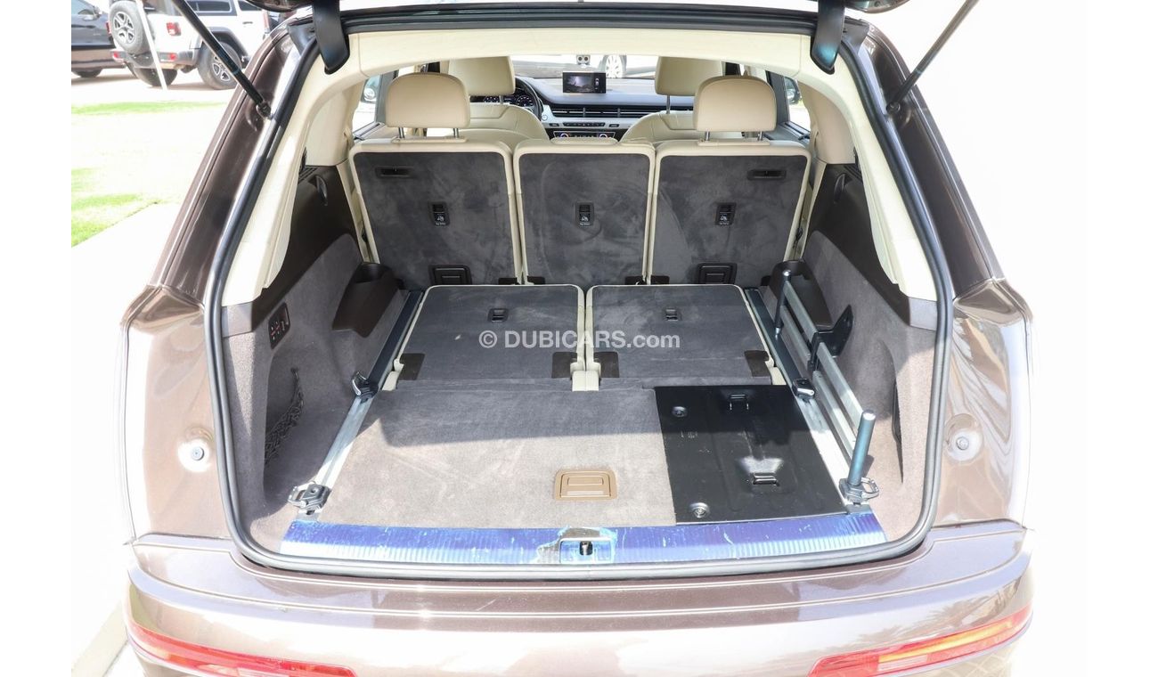 Audi Q7 4MB