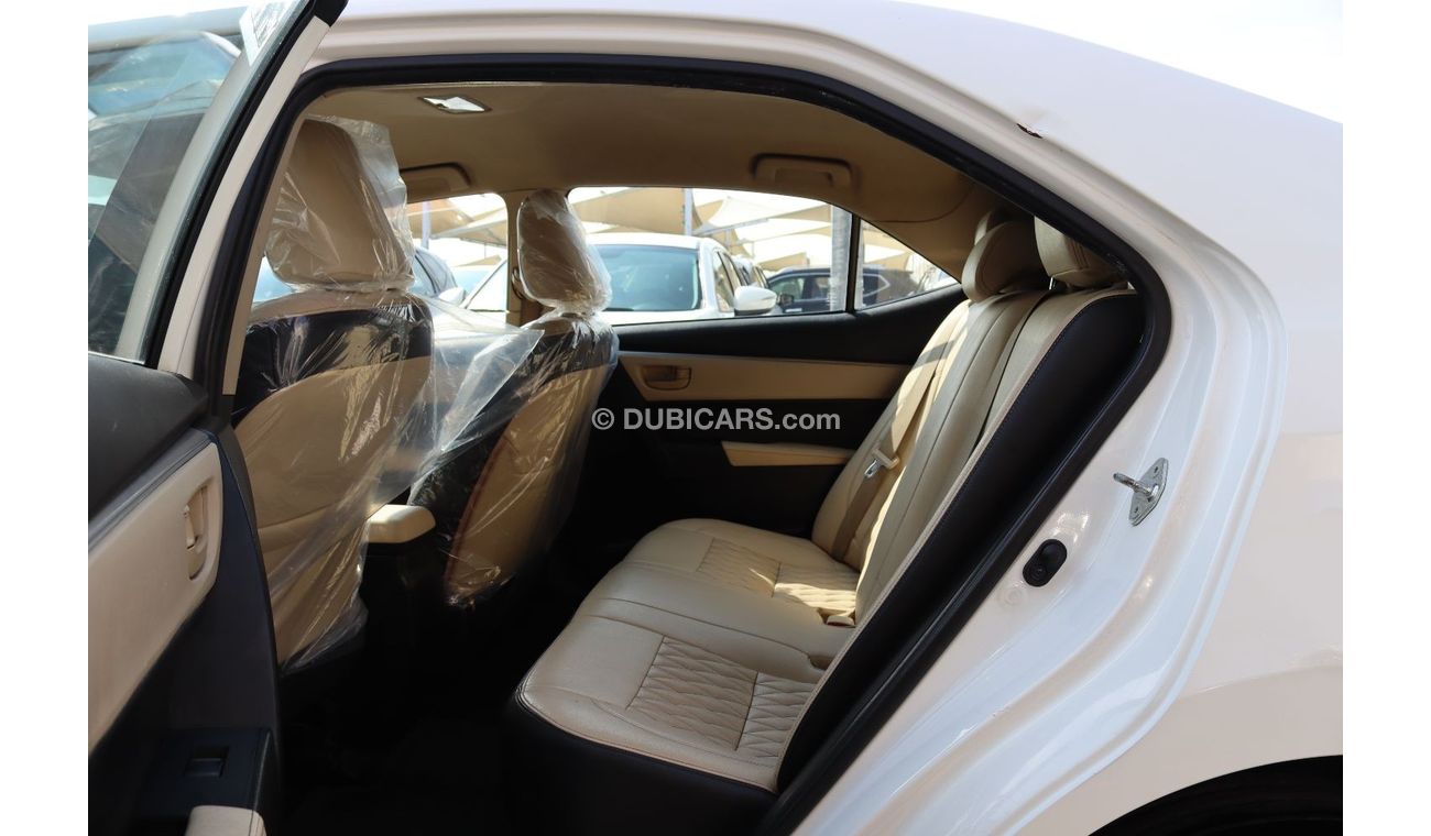 تويوتا كورولا SE خليجي - خالية من الحوادث - مكينة 1600 سي سي - الاحتفال ال 60 لتويوتا - بحالة ممتازة من الداخل وال