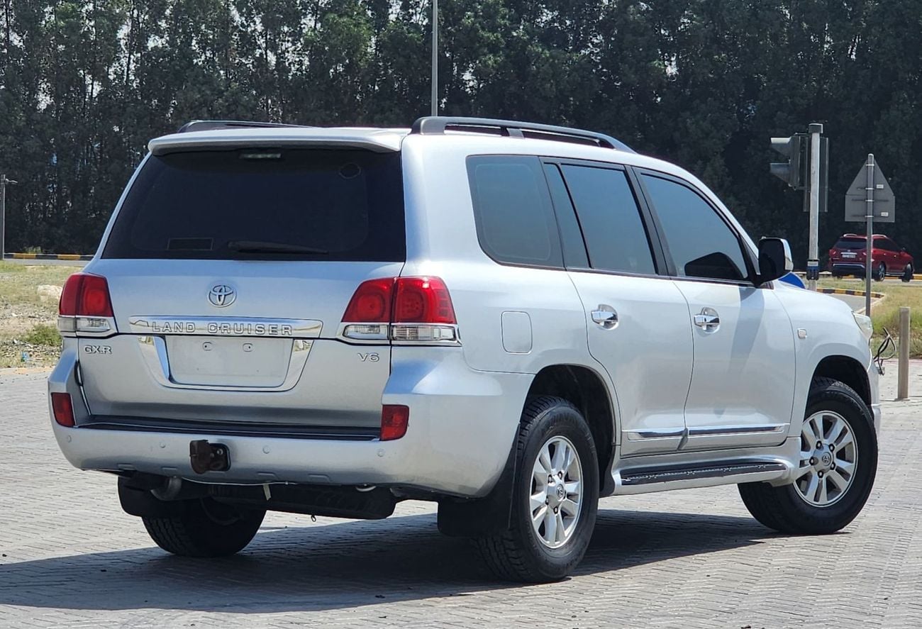 تويوتا لاند كروزر GXR V 6