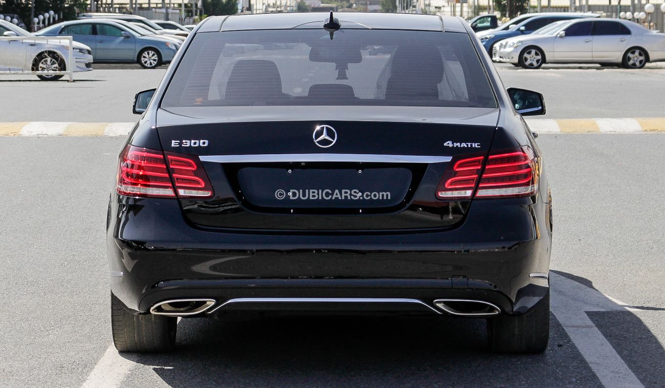 Mercedes-Benz E300 4Matic
