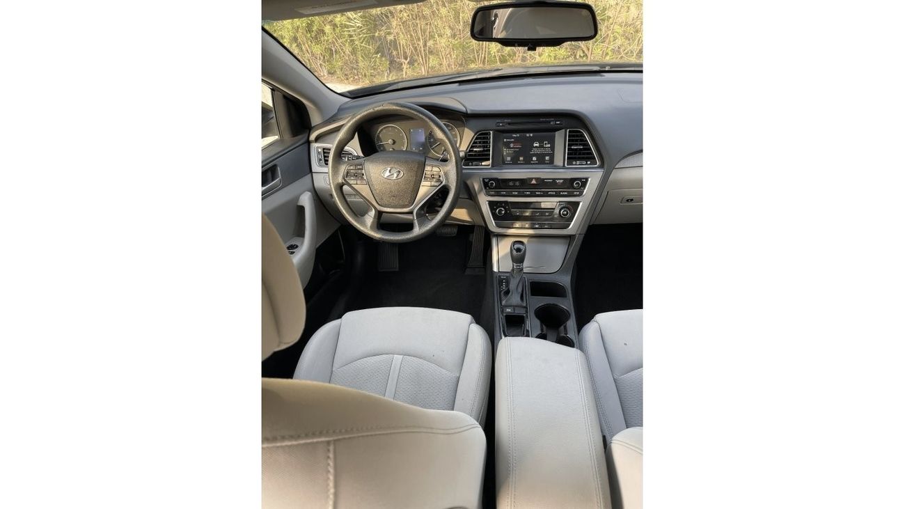 Hyundai Sonata Hyundai Sonata Se 2017 Black 2.4L vin: 5NPE24AF8HH445000