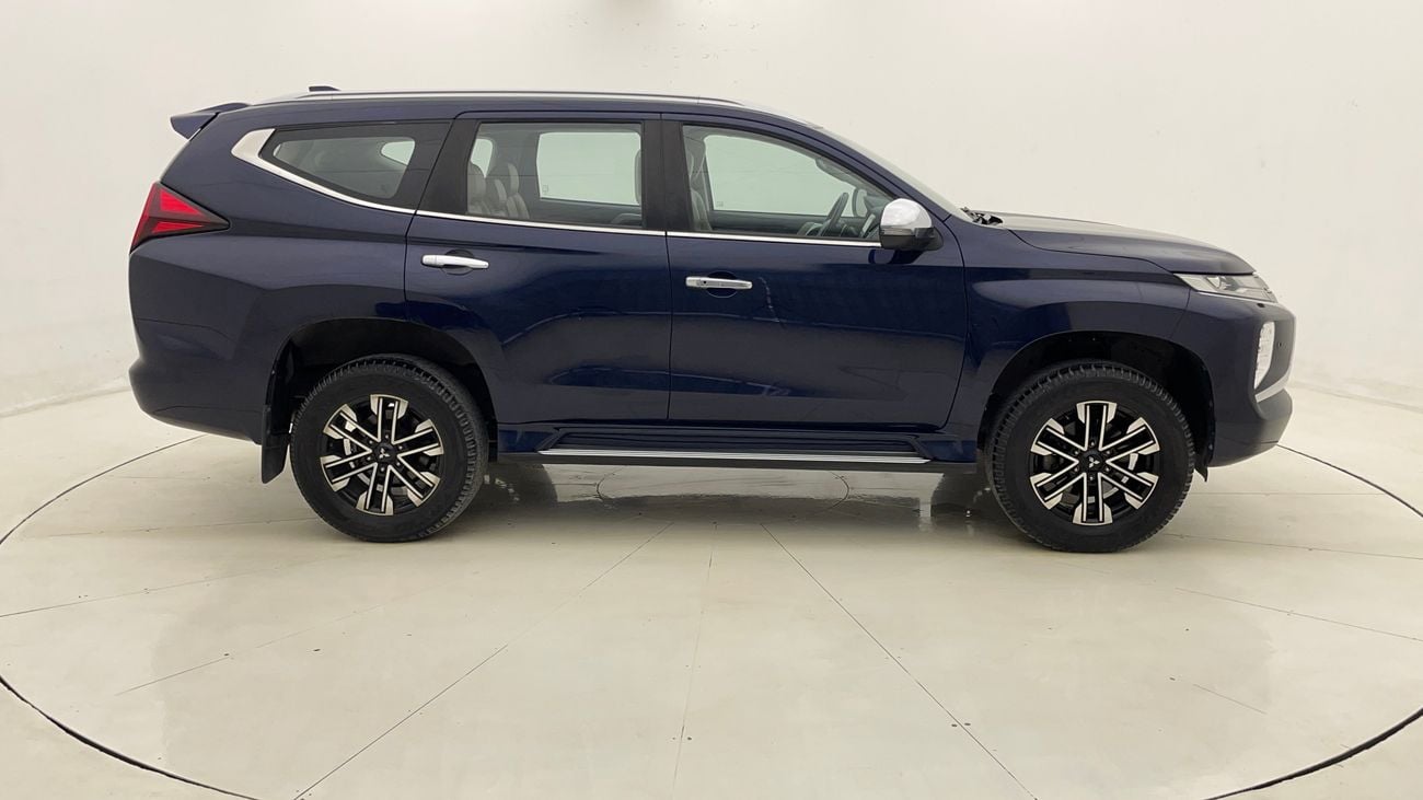 ميتسوبيشي مونتيرو سبورت GLS PREMIUM 3 | بدون دفعة مقدمة | اختبار القيادة في المنزل